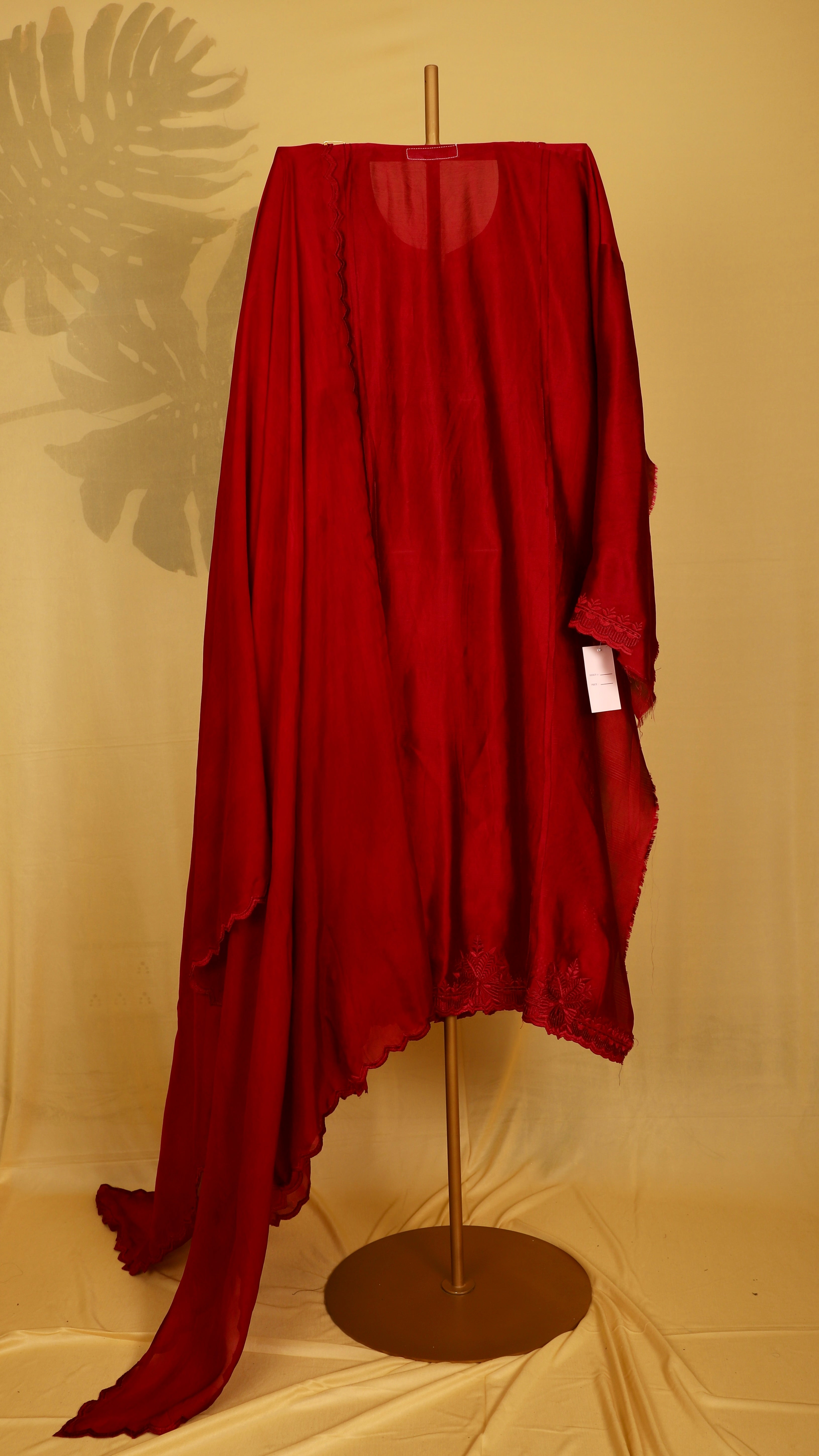 Burgundy red pardi cutwork set